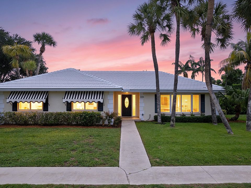 1st image of 1375 SW 14th Avenue