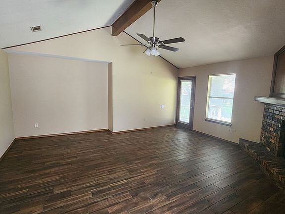 5th image of 8212 E Lansing St