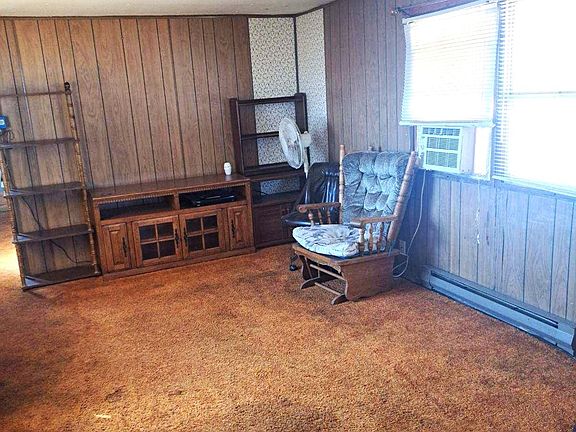 2nd image of 411 Batchelor Square