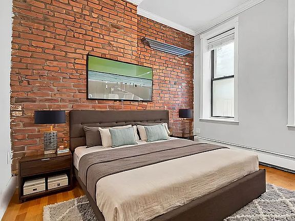 2nd image of 134 Orchard St APT 7