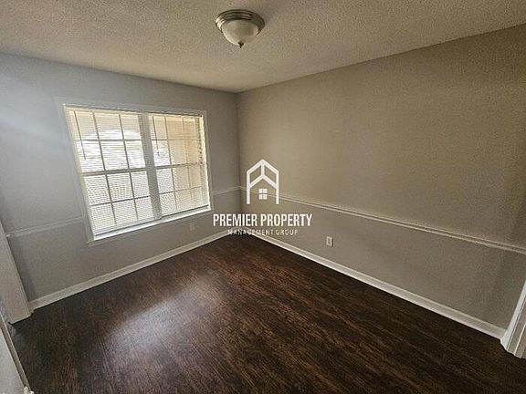 4th image of 5395 Fontana Ave