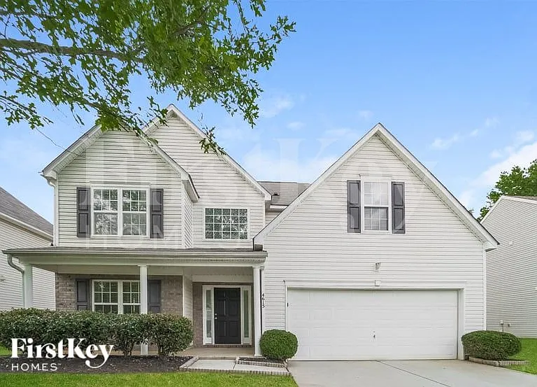 4615 Canipe Dr — Photo 2