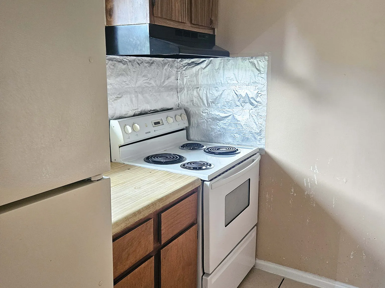 2 bed, 800 sqft, $930 — Photo 2