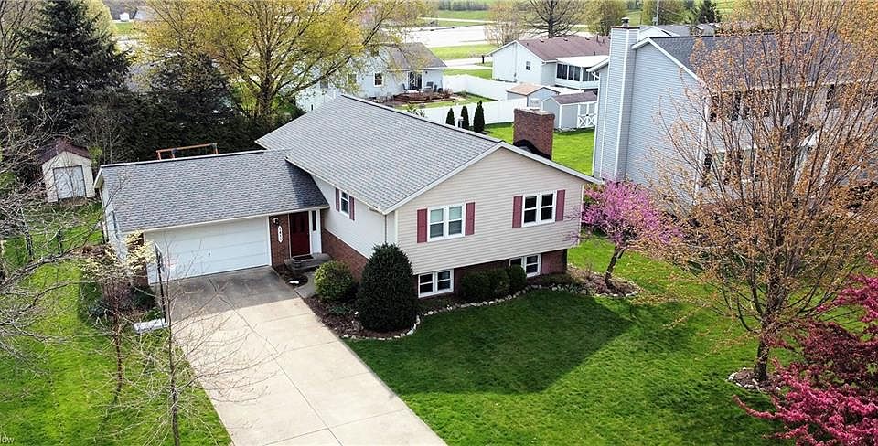 1st image of 1411 Cherry Wood Cir