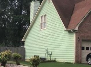 215 Chandler Ct, Sugar Hill, GA 30518