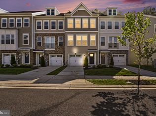 238 Waterstone Rd, Essex, MD 21221