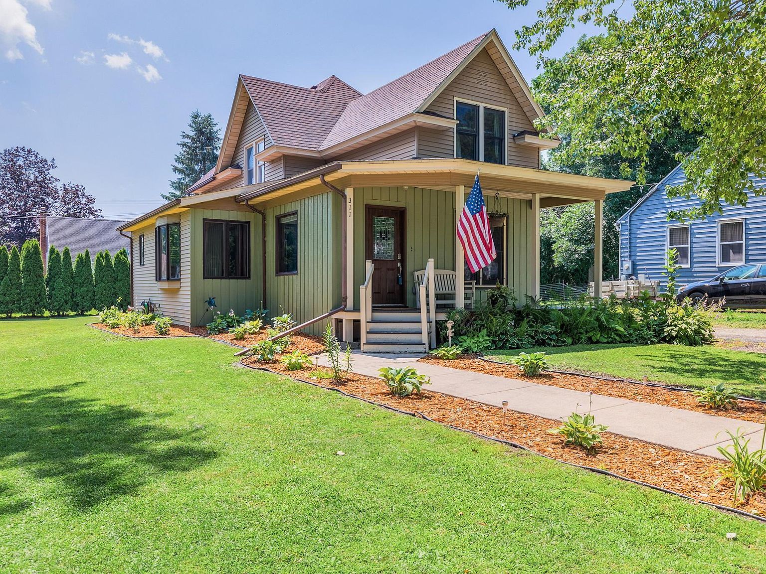 311 4th St SW, Pine Island, MN 55963 Zillow
