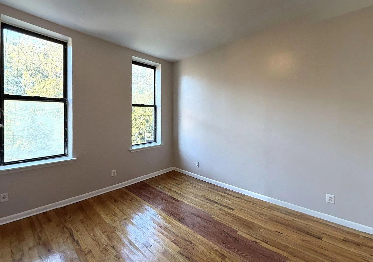 876 Greene Avenue — Photo 3