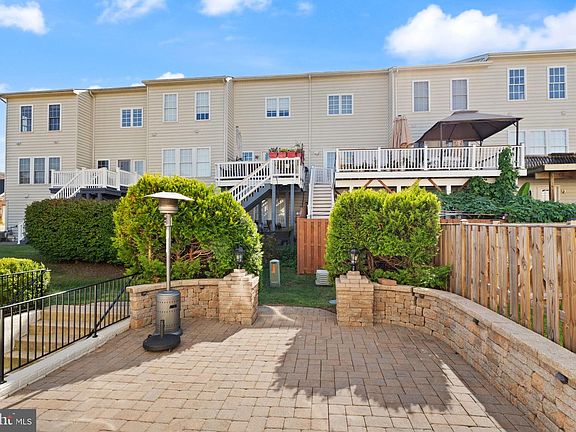 5th image of 15001 Gaffney Cir