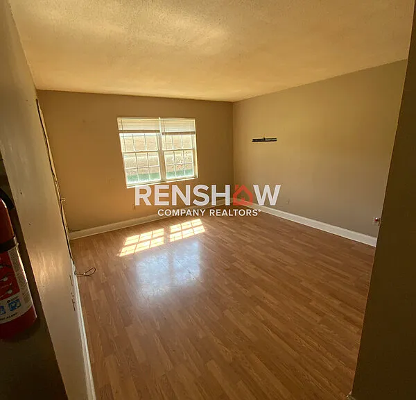 1401 Meeks St #C1 — Photo 6