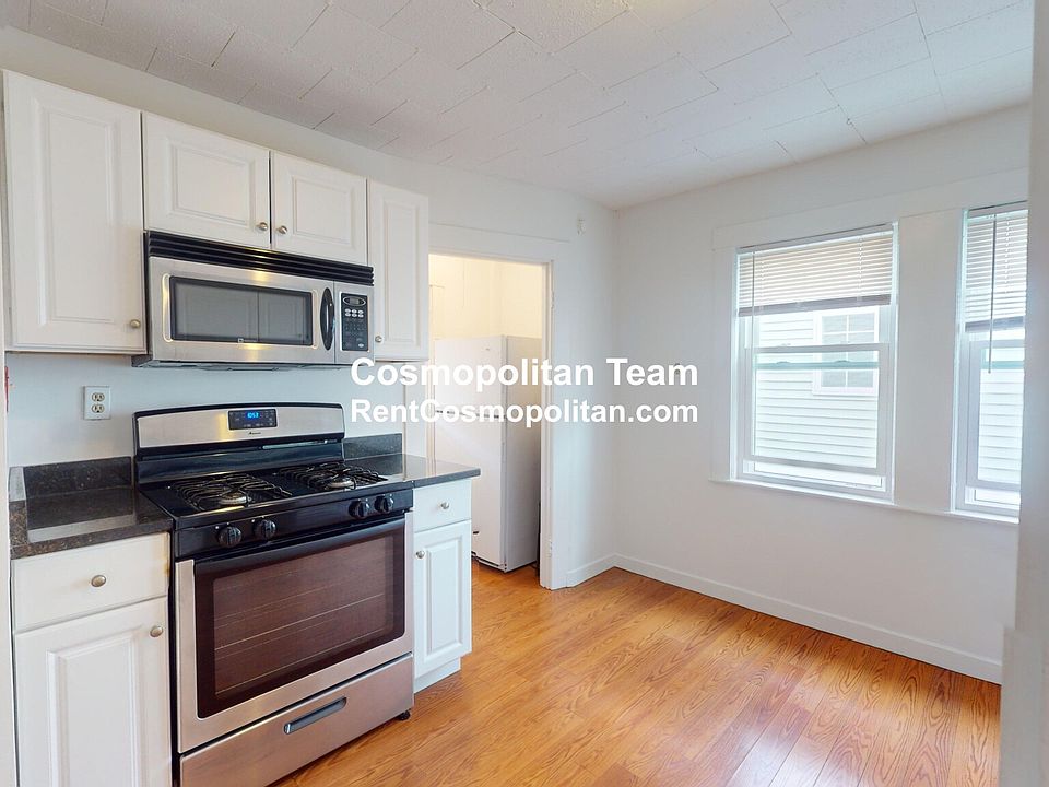 1st image of 52 Linwood St #1