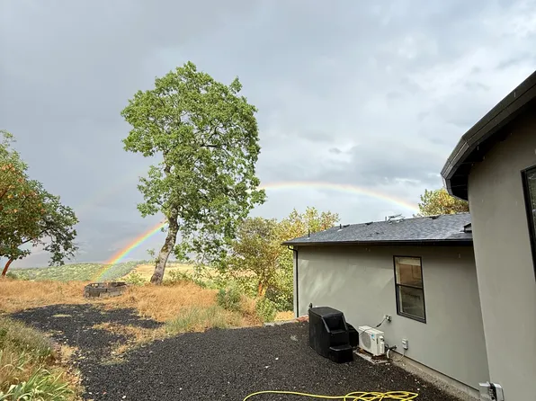 1650 Neil Creek Rd, Ashland, OR 97520