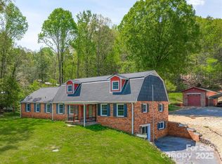697 Wilson Valley Dr, Marion, NC 28752