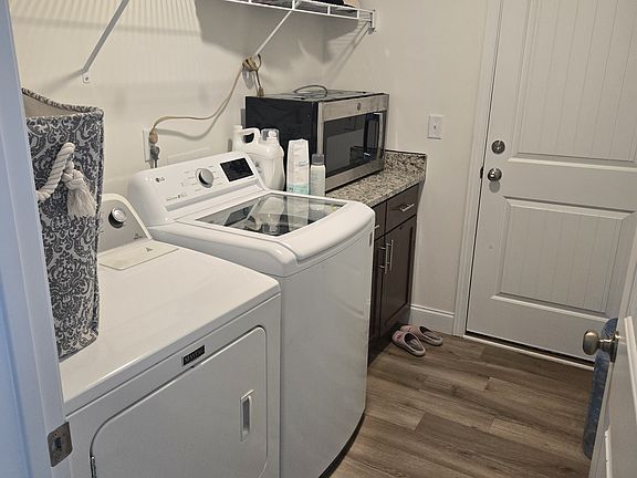 5th image of 3120 Lorenzo Ct