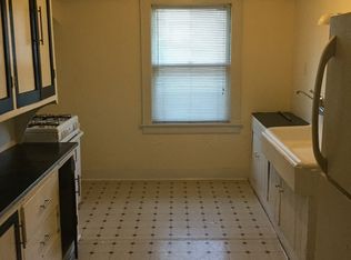 5824 W Galena St APT 3, Milwaukee, WI 53208