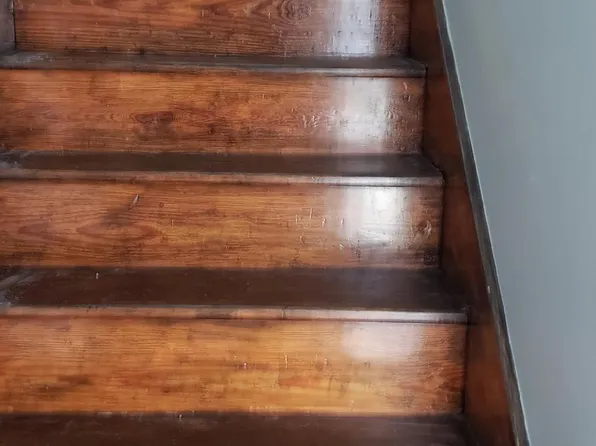 169 W Main St, Centerburg, OH 43011