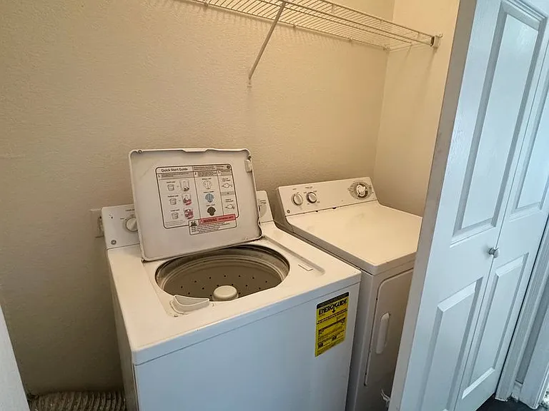 2527 Pascal Ct — Photo 19