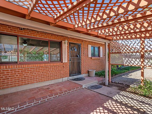 3rd image of 7302 E Placita Maicoba