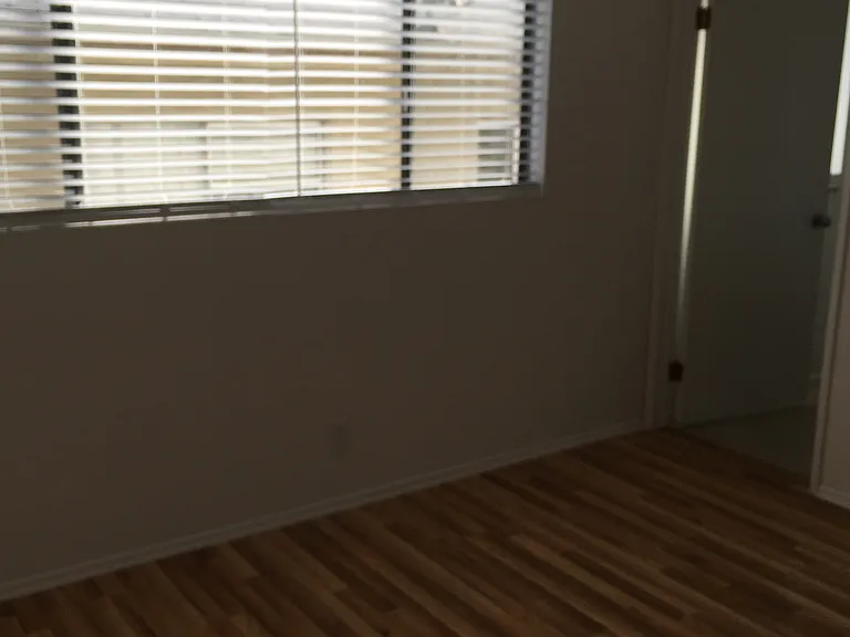 930 Venice Blvd #204 — Photo 16