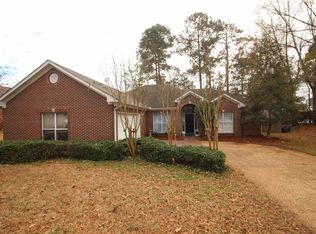 136 Azalea Trails Dr, Brandon, MS 39047
