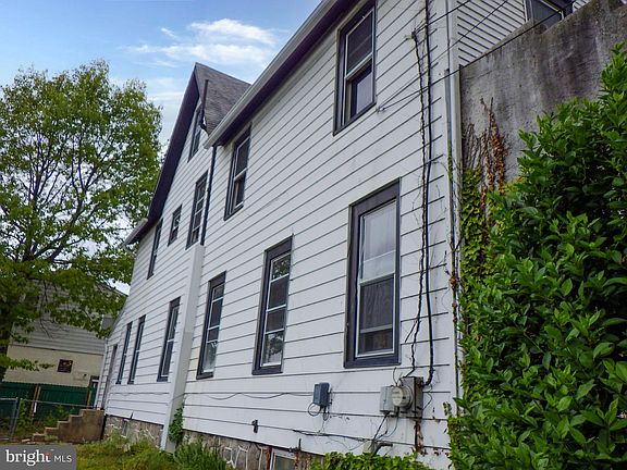 3rd image of 401 Printz Ave