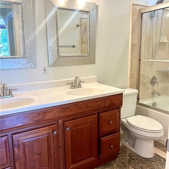 25292 De Salle St — Photo 19