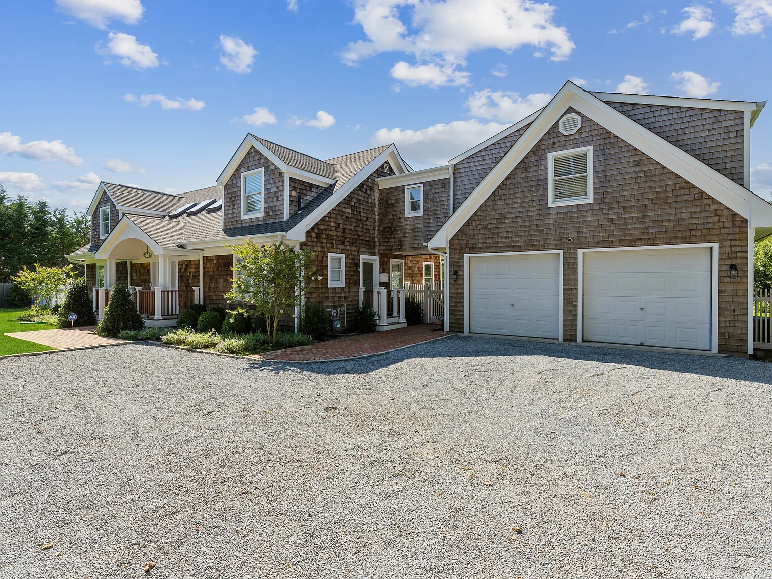 New Village Six Bedroom with Pool — Photo 4