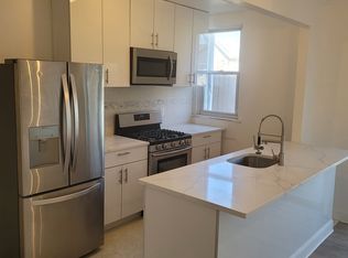 215 Jackson Ave, Darby, PA 19023