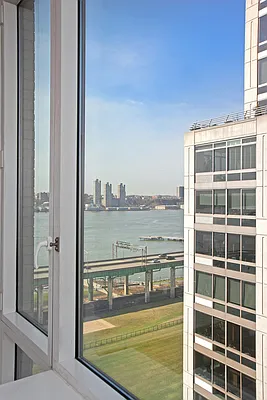 Rented by Nest Seekers International | media 18