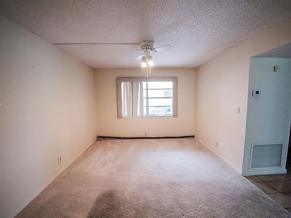 5th image of 8760 Holly Court #104