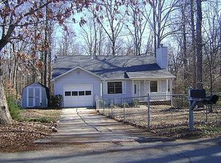 612 Silverleaf Rd, Charlotte, NC 28217