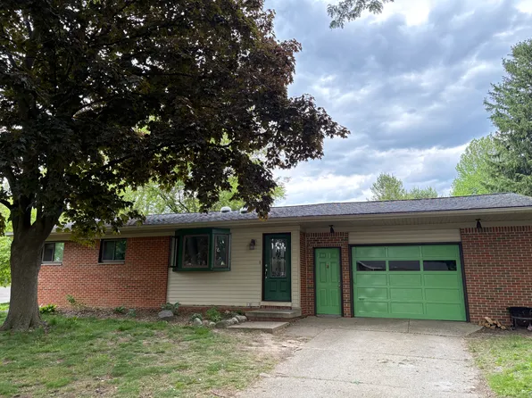 2140 Delafield Dr, Ann Arbor, MI 48105