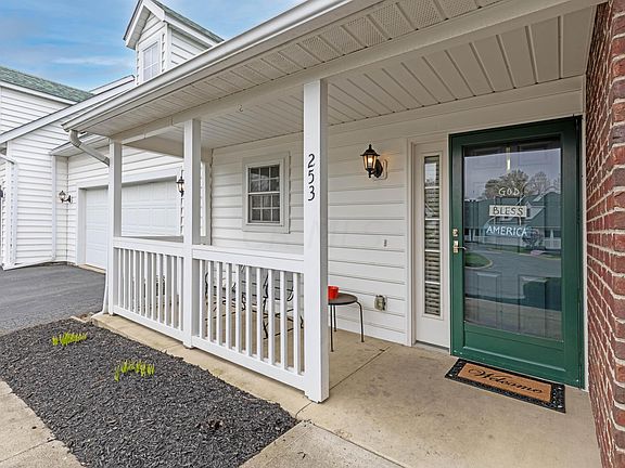 3rd image of 253 Village Dr