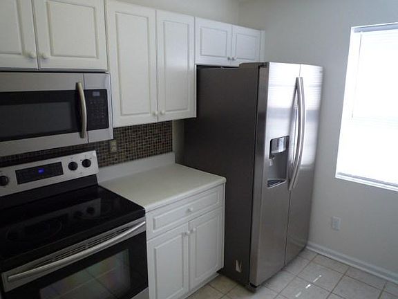 4th image of 4749 Brookwood Dr