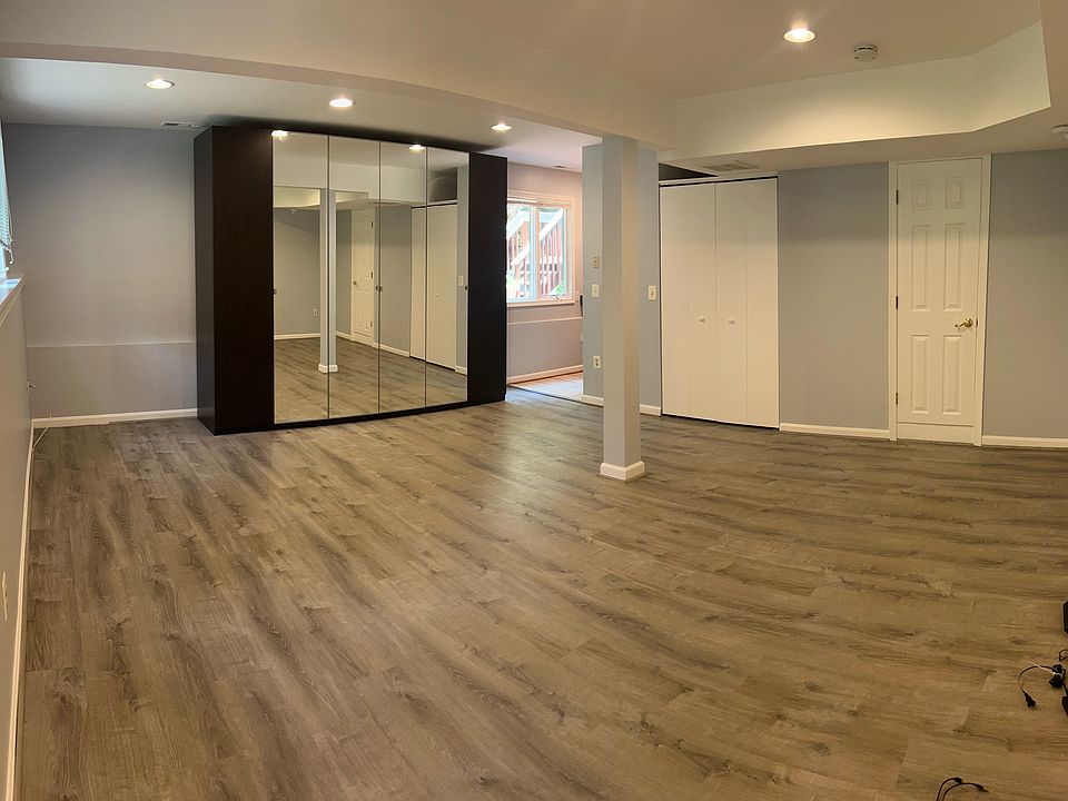 Main bedroom/studio space
