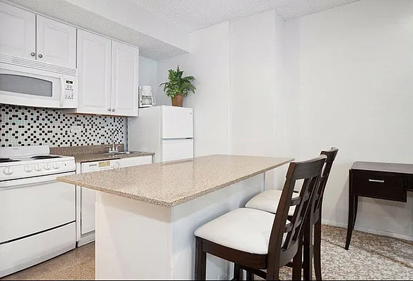 Rented by Global Realty Opportunities | media 39