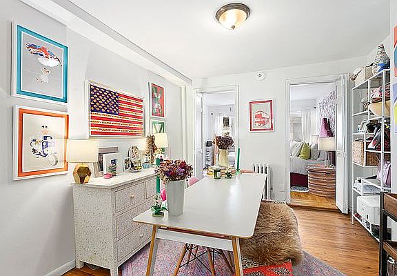 5th image of 251 W 21st St APT 2