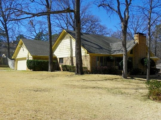 2nd image of 1825 E Northwood Ct