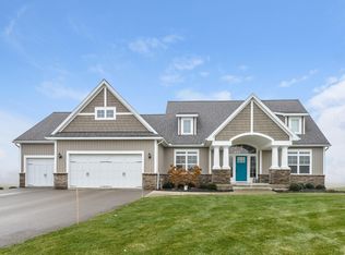 4640 8th St, Caledonia, MI 49316