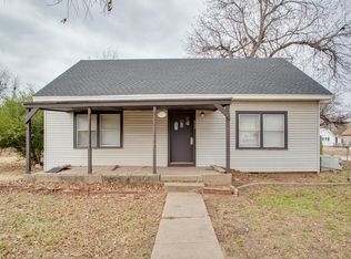 422 Lydell Carr Dr, Enid, OK 73703