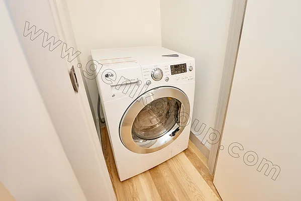 Rented by Genik Group Corp | media 34