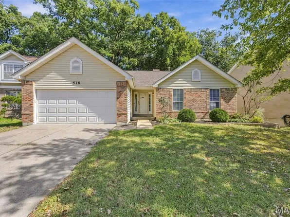 516 Wetherby Terrace Dr, Ballwin, MO 63021