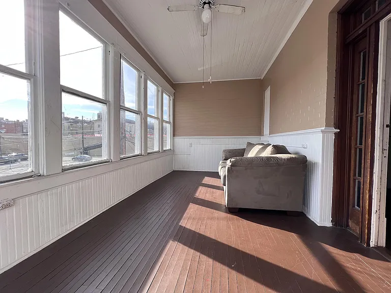 206 Walnut St — Photo 8