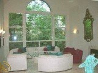 1st image of 27 Scenic Oaks