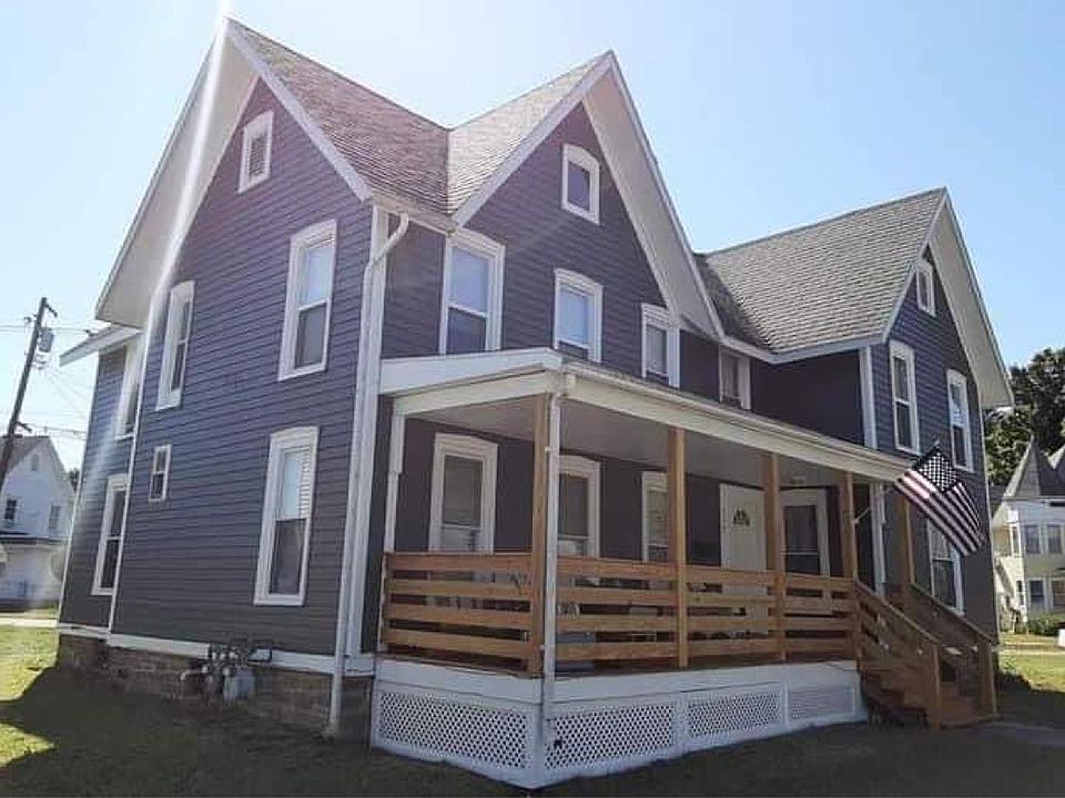 1st image of 117 Central Ave