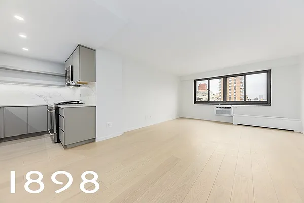 Rented by A&E Real Estate Management | media 7