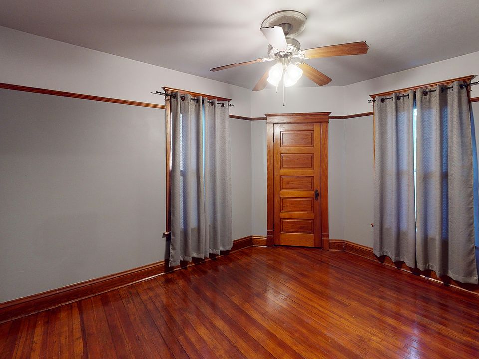 1st image of 810 S Galena Ave