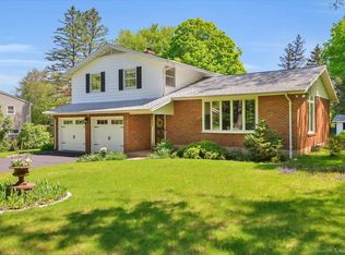 222 Maple Shade Rd, Middletown, CT 06457