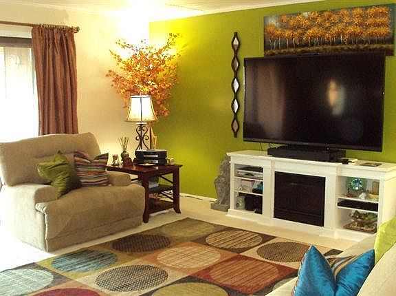 3rd image of 1105 Snowshoe Trl APT 12