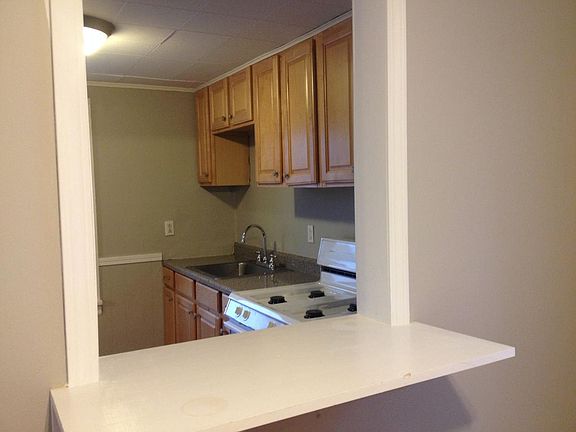 Pass through to Kitchen